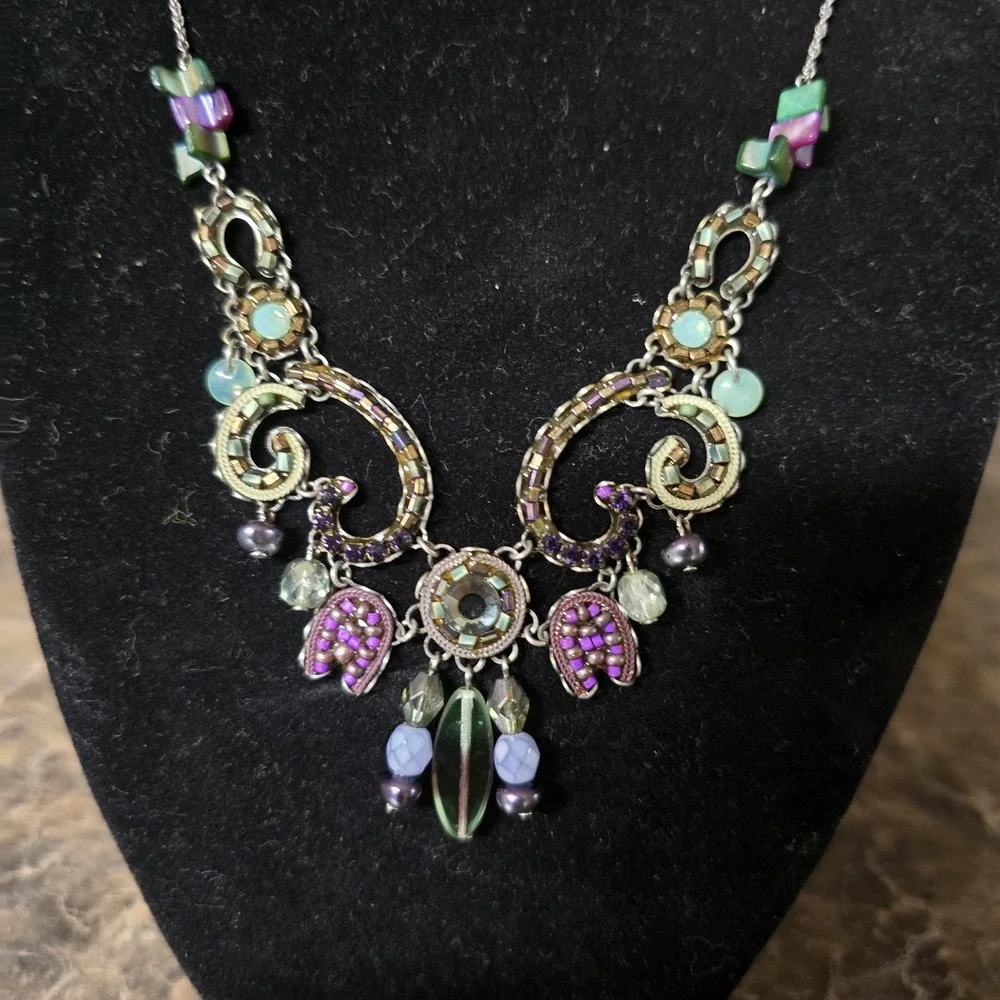 Ayala Bar necklace features